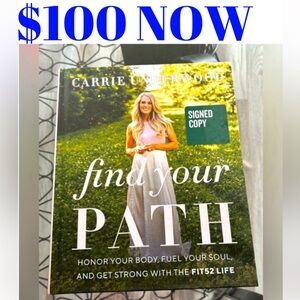 Carrie Underwood American Idol Music Judge  Signed Autograph Book With COA